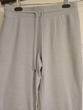 Women's Light Gray Waffle Knit Drawstring Pants SUNDAY BEST Small 🥰🥰🥰🥰